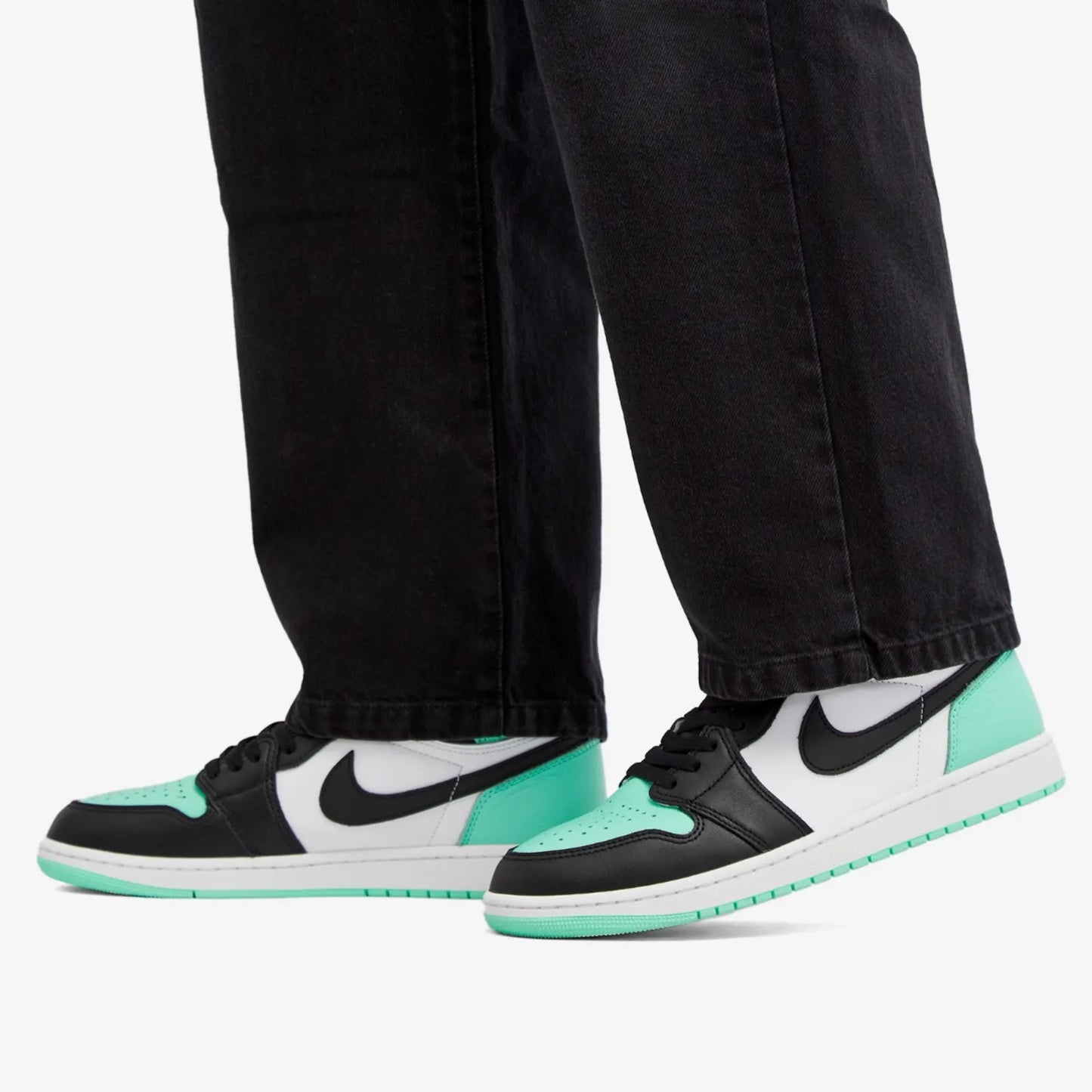 Nike Air Jordan retro hi OG white black green