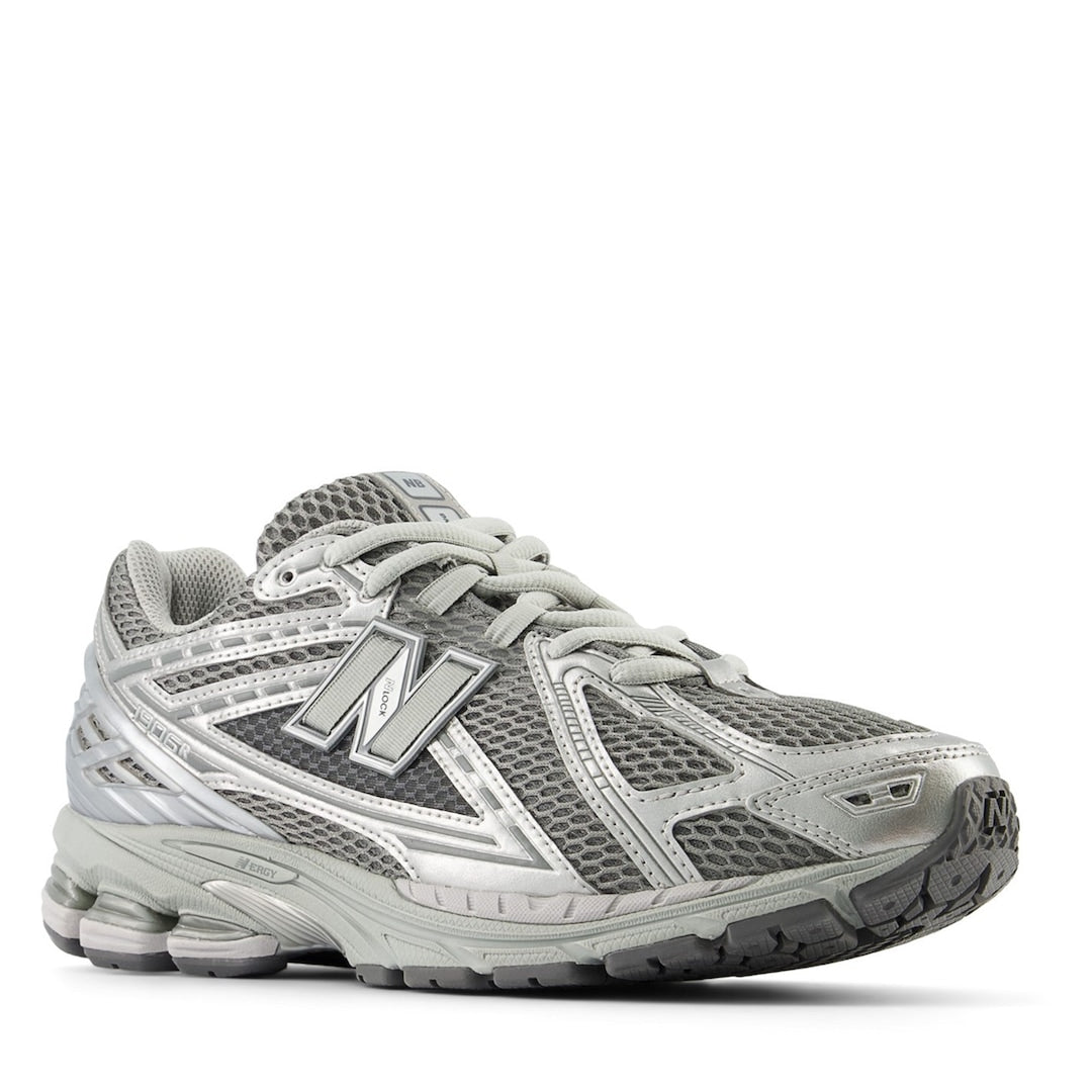 New Balance 1906 silver grey