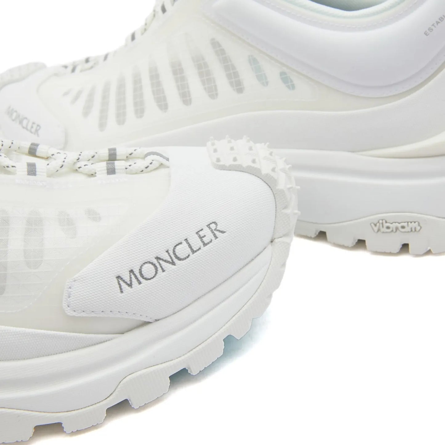 Moncler trailgrip lo lite trainers white
